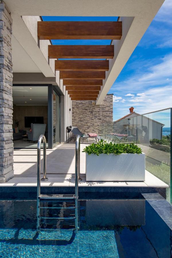 Vila House7e *