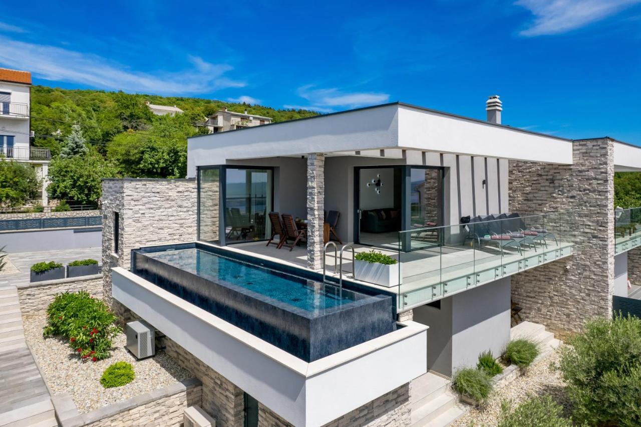 House7e Villa Smrika