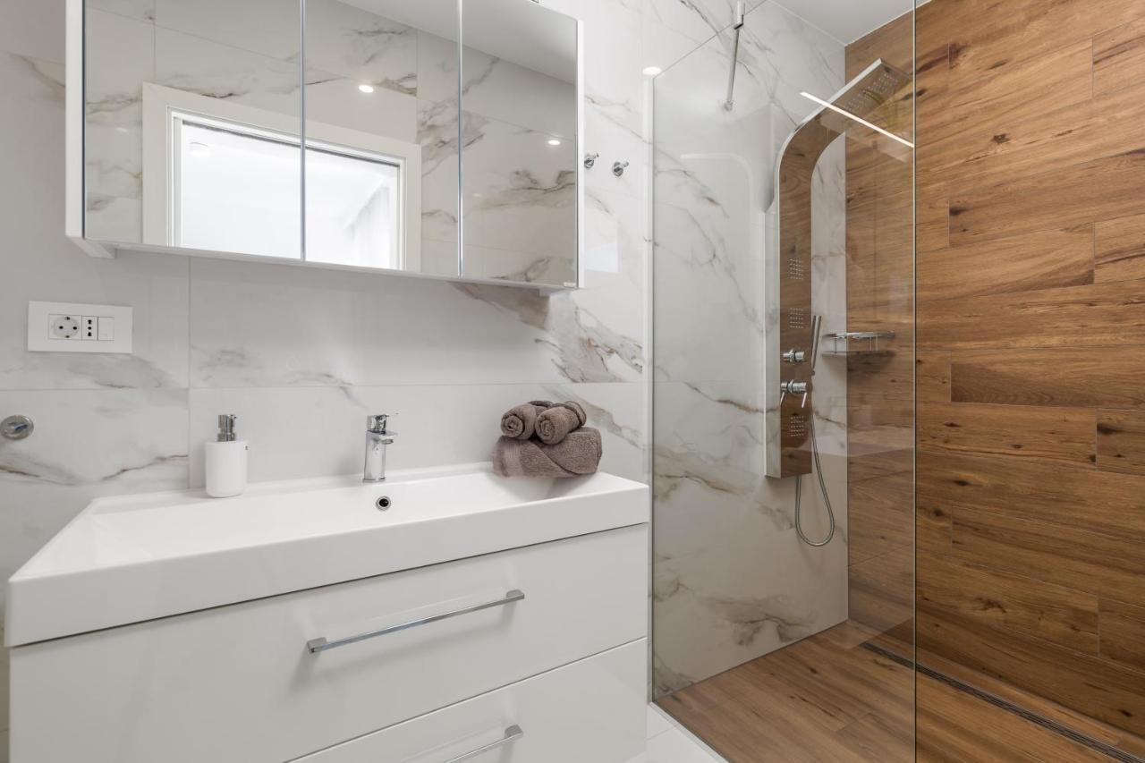 House7e Villa