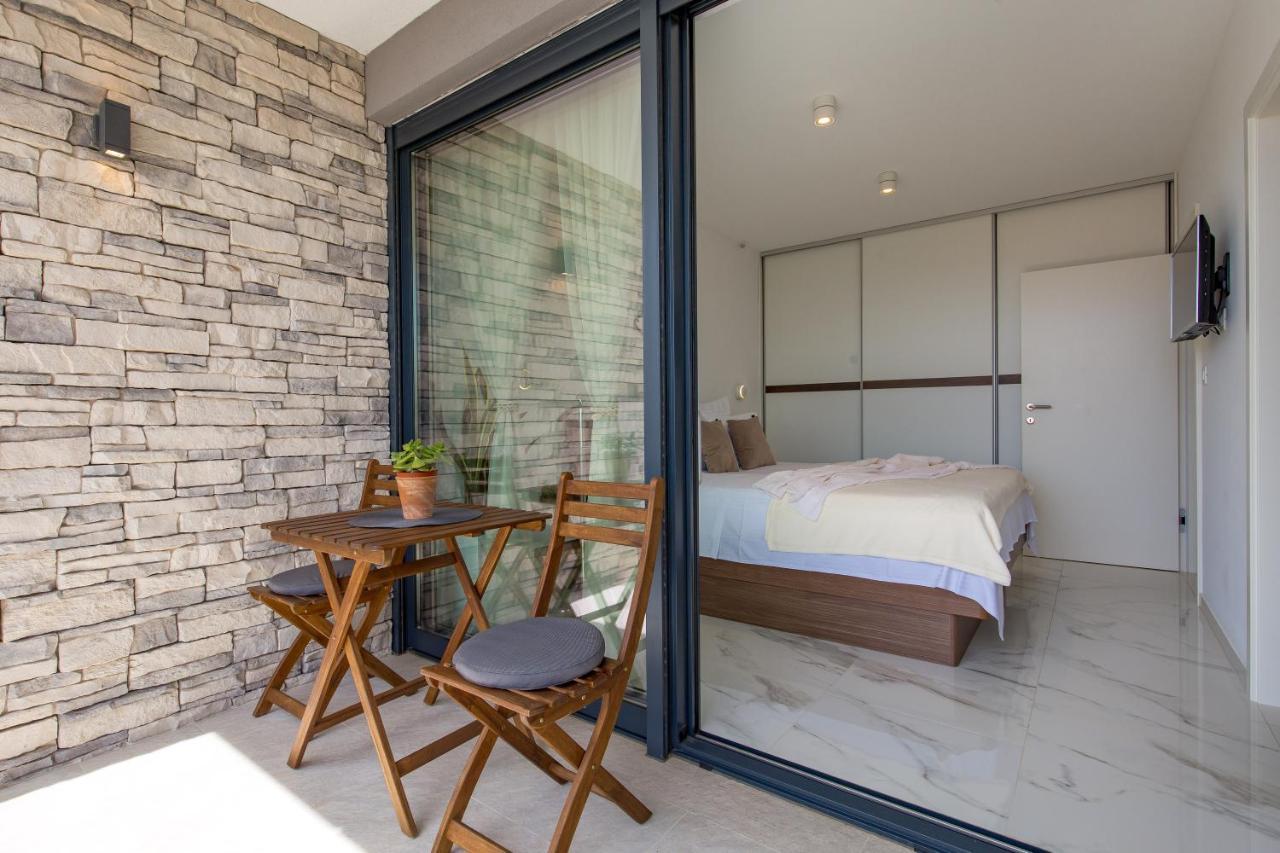 Villa House7e Smrika